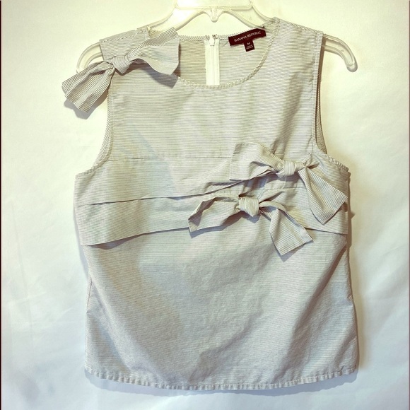 V: 𝅺Banana Republic Tank Top Women Medium Bow accented Black White Stripe - Picture 1 of 8